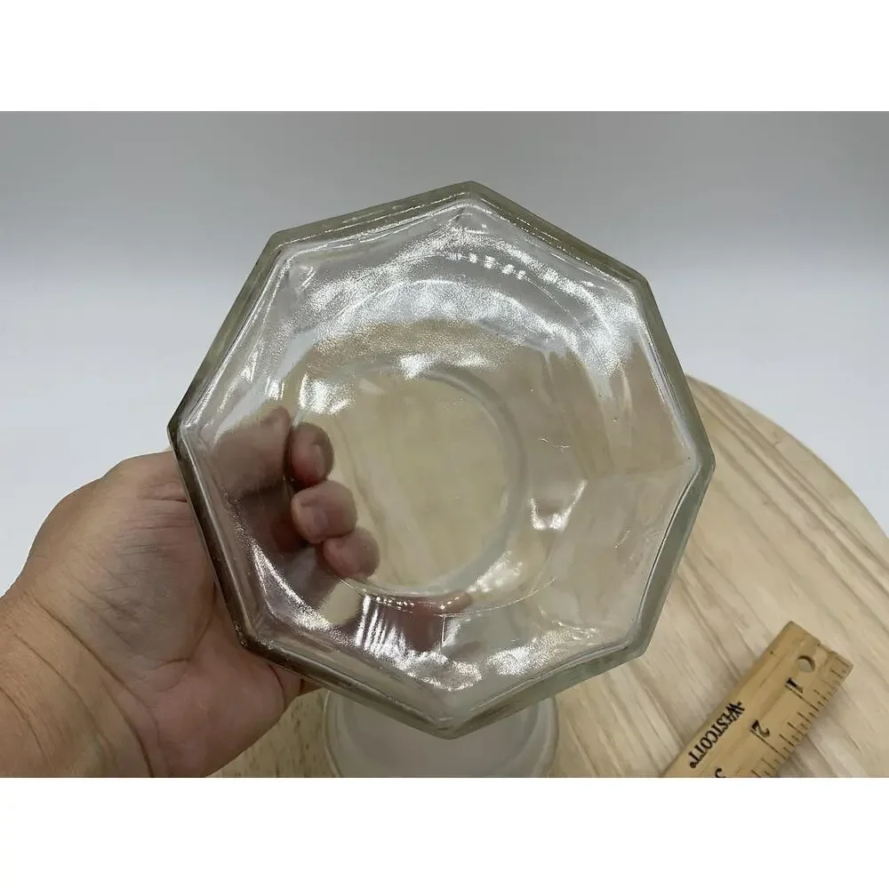 Unbranded clear glass